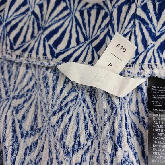 H&M pull on lightweight blue and white wide-leg pants - Picture 5 of 10